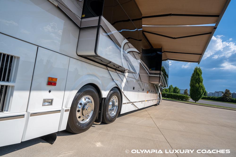 Coach thumbnail