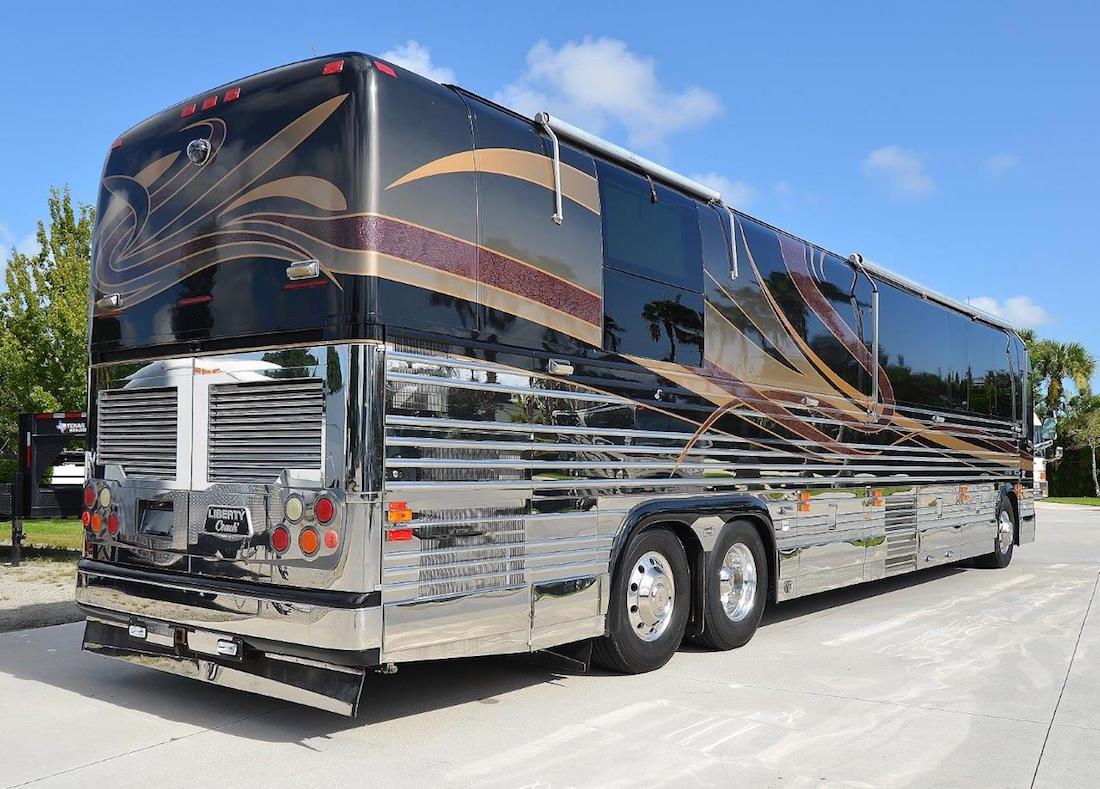 Coach thumbnail