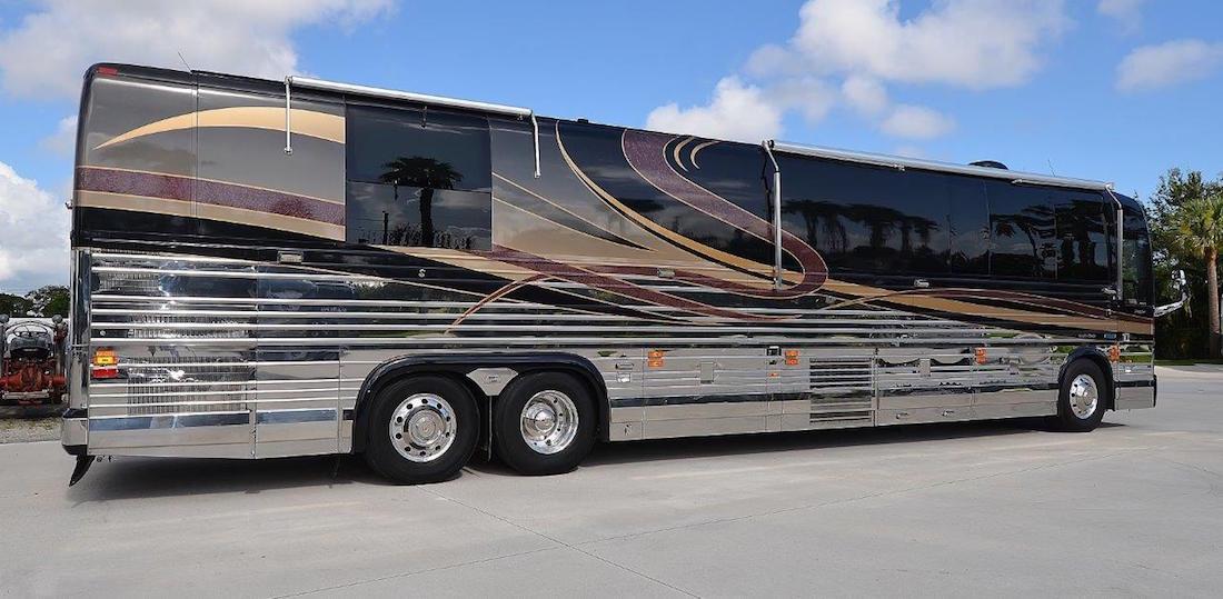 Coach thumbnail