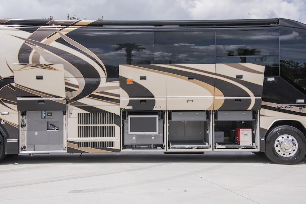 Coach thumbnail