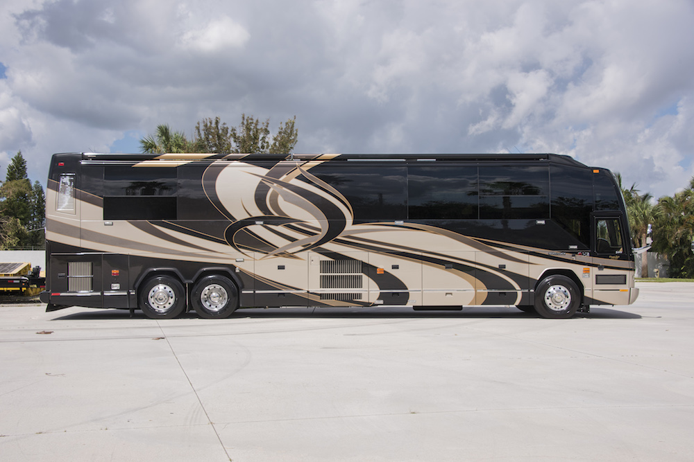 Coach thumbnail